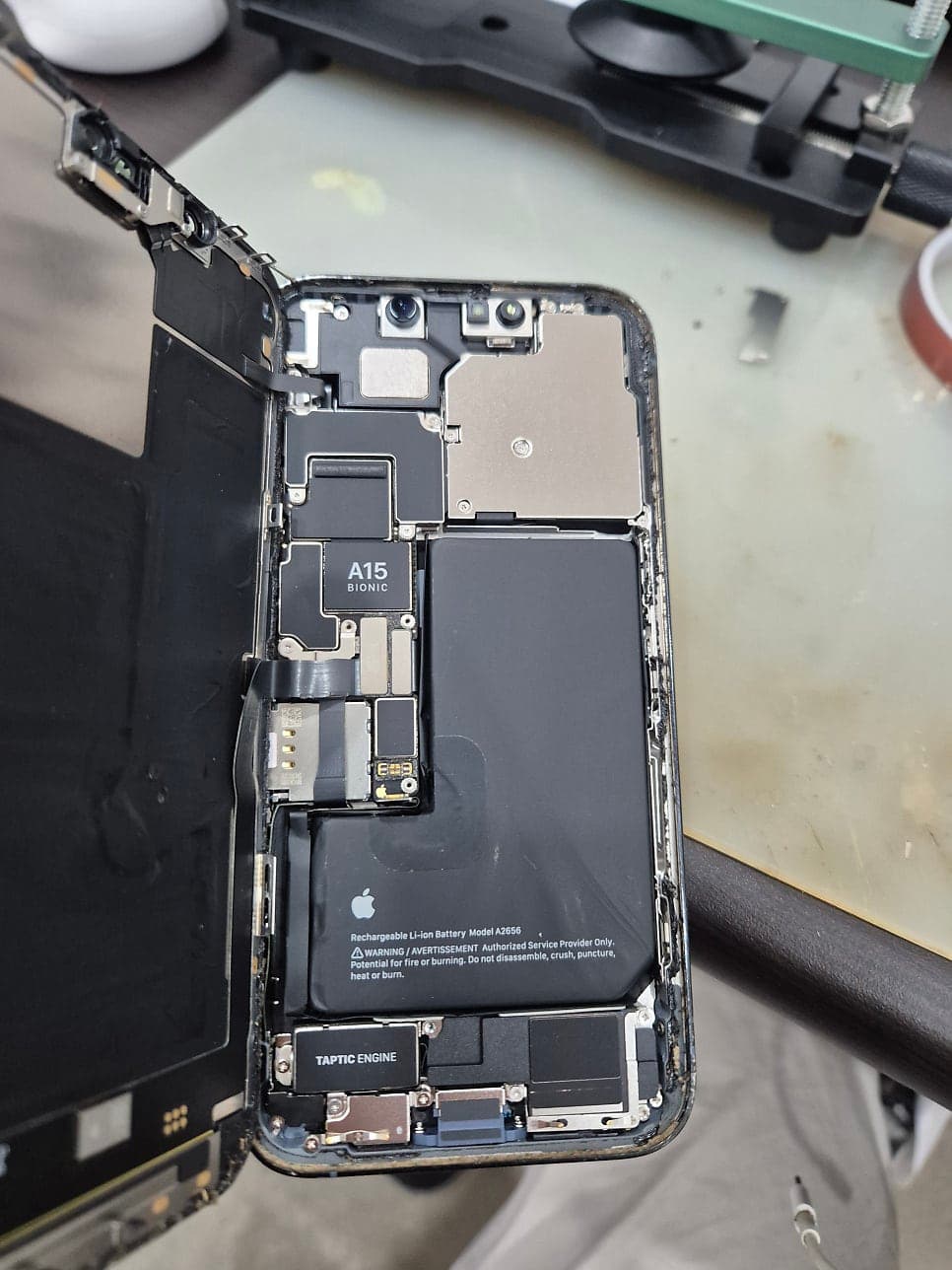 iPhone XS 배터리 교체 수리 사진